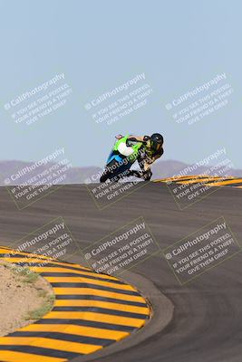 media/Oct-09-2022-SoCal Trackdays (Sun) [[95640aeeb6]]/Turns 9 and 10 (1050am)/